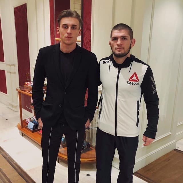 Каппер MAXIM ELESAREV